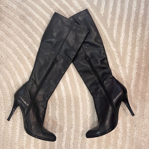 Stuart Weitzman Black Leather Knee-High Boots - Size 6.5 M - Picture 6 of 6